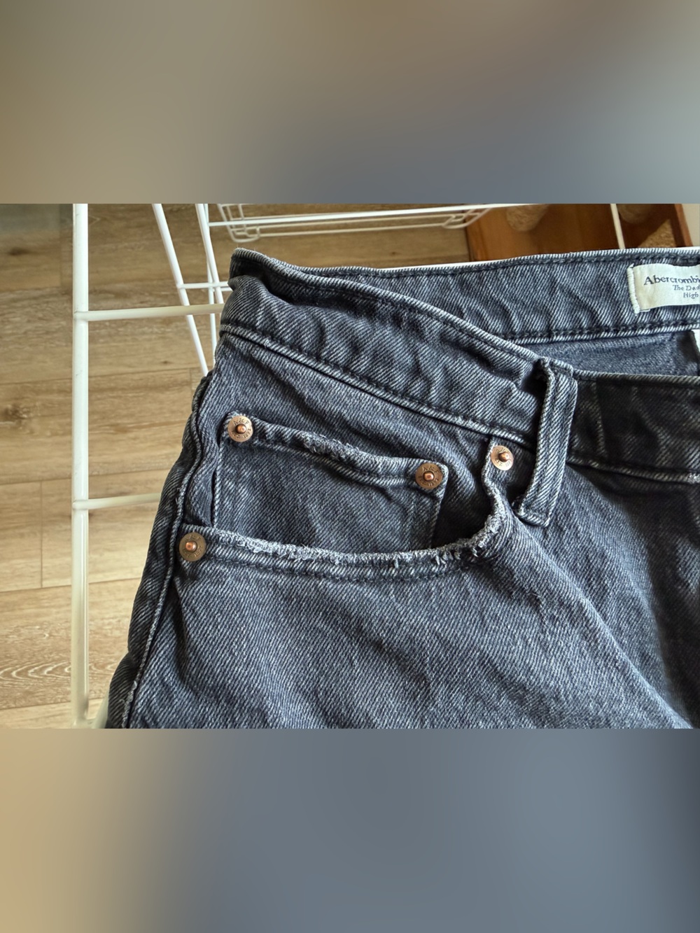 Abercrombie Curve Love High Rise Dad Shorts 30 READ - Picture 8 of 10